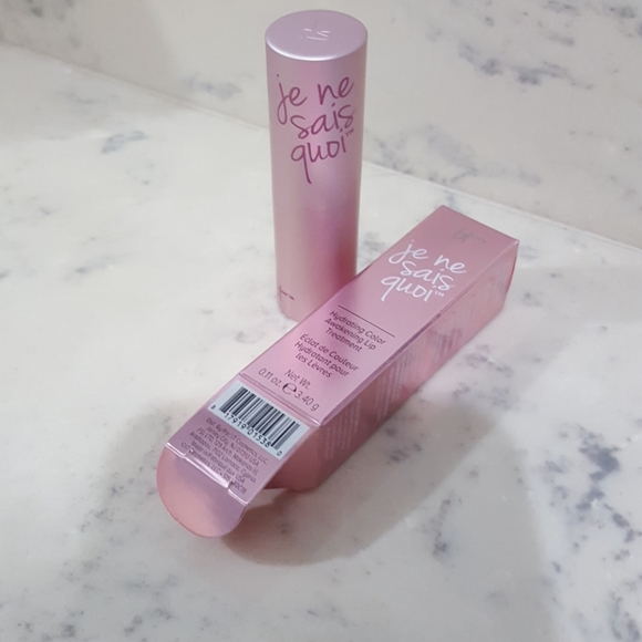 It Cosmetics NIB je ne sais quoi lip treatment - Picture 2 of 4